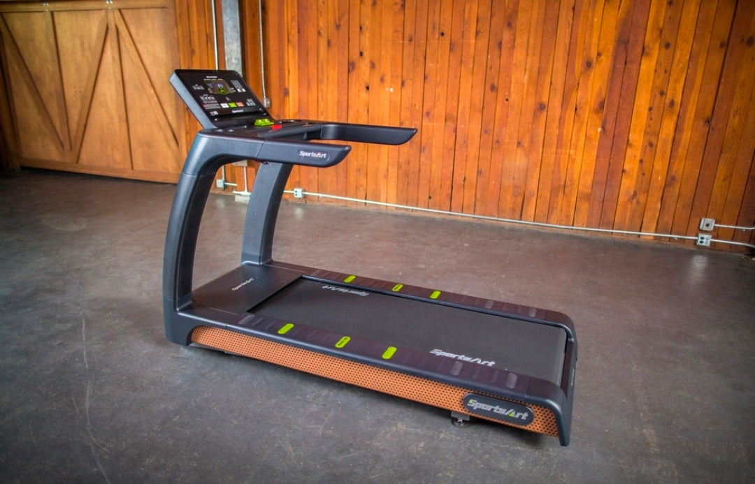 SportsArt T676 Commercial Treadmill